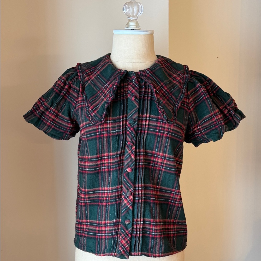 Ivy City Plaid Ruffle Collar Blouse